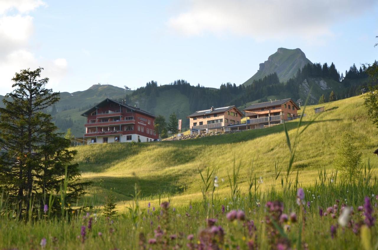 Laendle Hotel Дамульс Экстерьер фото
