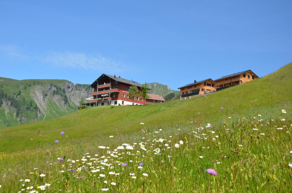 Laendle Hotel Дамульс Экстерьер фото