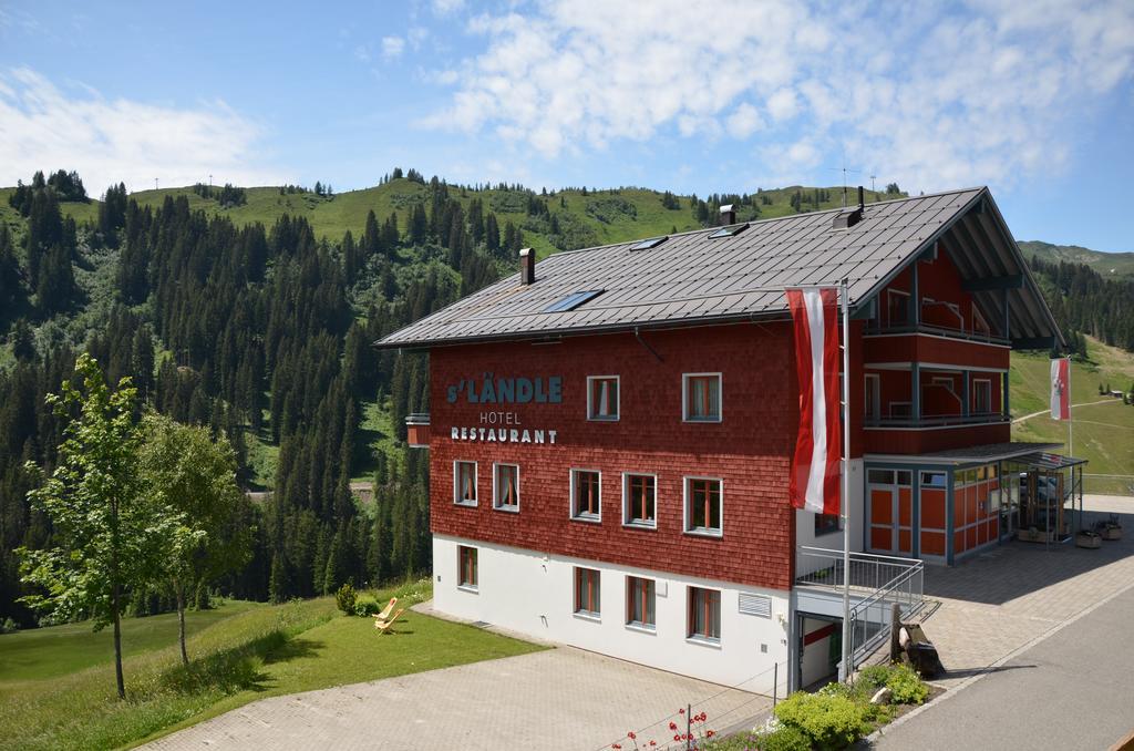 Laendle Hotel Дамульс Экстерьер фото